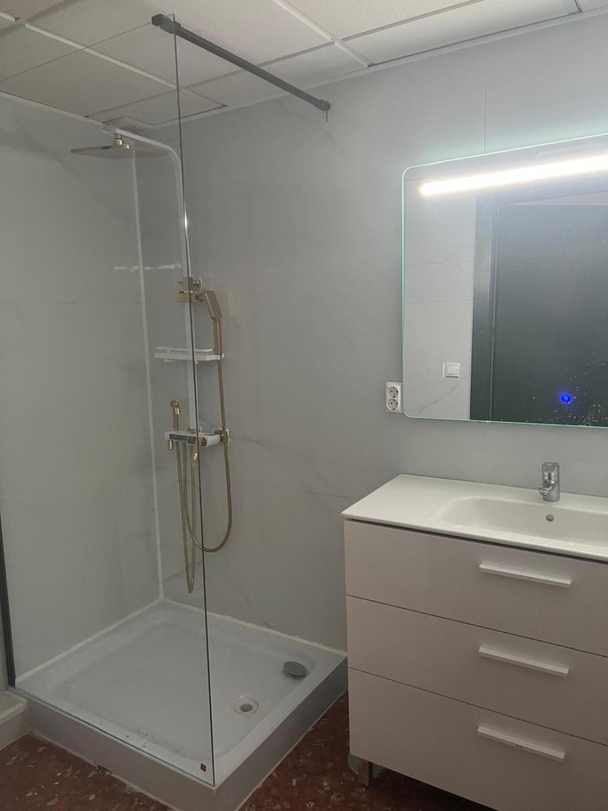 Just Hostel Capsules Αλικάντε Εξωτερικό φωτογραφία